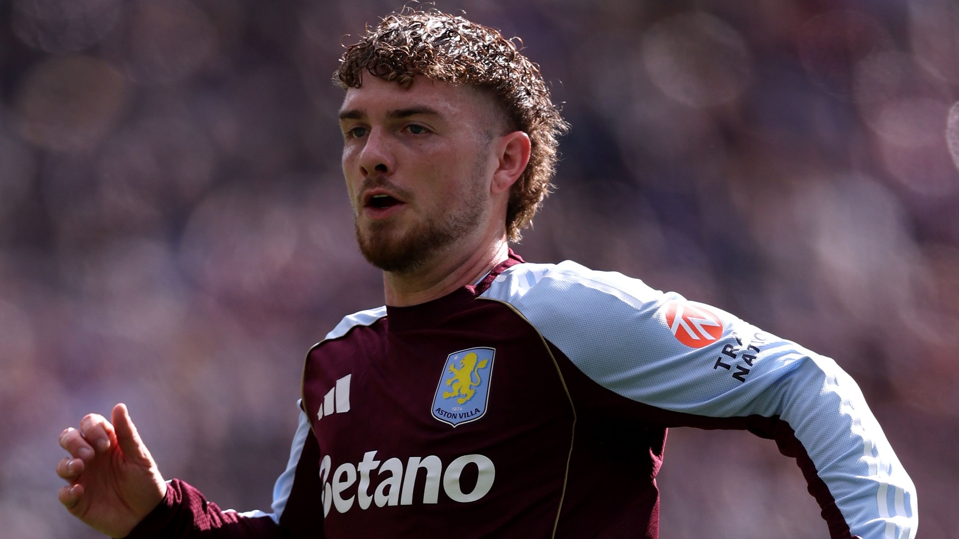 Villa's Elliott: Loan Stagnation Sparks Recall Talk